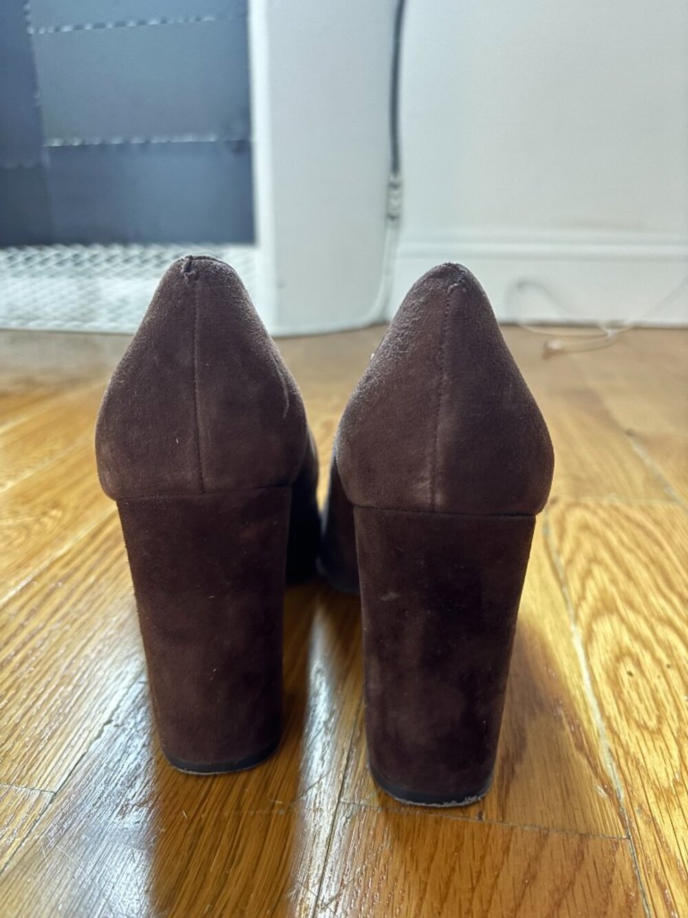 Vince Camuto Brown Heels (7) - Picture 3 of 3